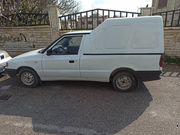 سكودا بيك اب 1996 - صورة 1