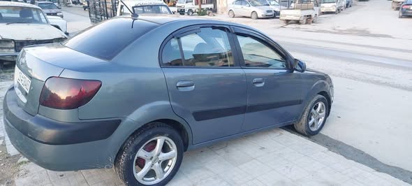 كيا ريو 2009 - صورة 4