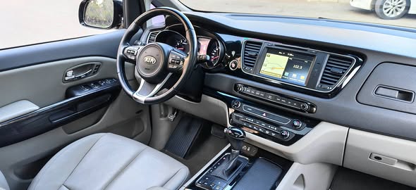 كيا كرنفال 2017 - صورة 2