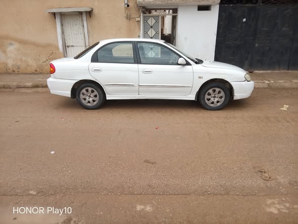 كيا سبكترا 2002 - صورة 2