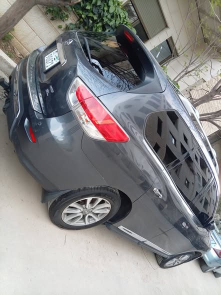 نيسان باثفندر 2014 - صورة 1