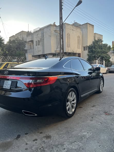 هونداي أزيرا 2012 - صورة 5