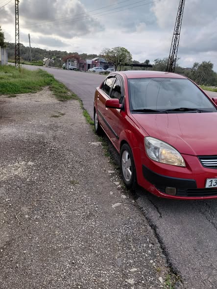 كيا ريو 2009 - صورة 2