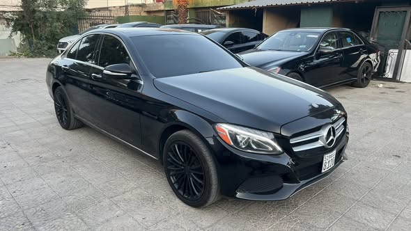 مرسيدس C300 2015 - صورة 2