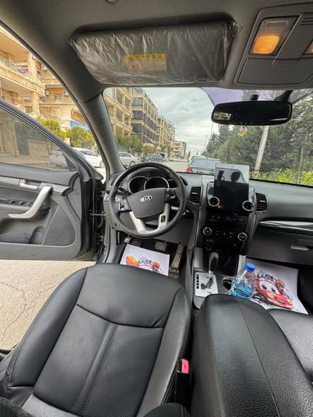 كيا سورينتو 2010 - صورة 3