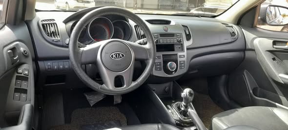 كيا فورتي 2012 - صورة 5
