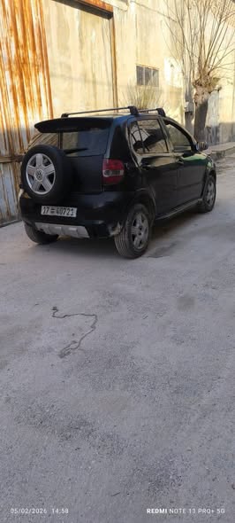 فولكس فاجن فوكس 2007 - صورة 3