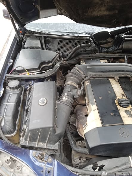 مرسيدس E320 1997 - صورة 1