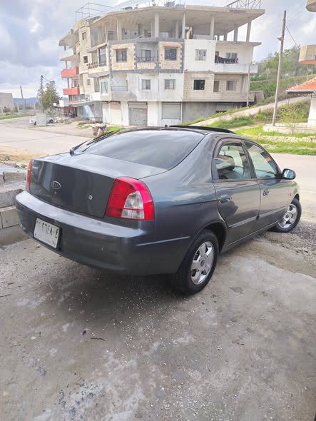 كيا شوما 2002 - صورة 4