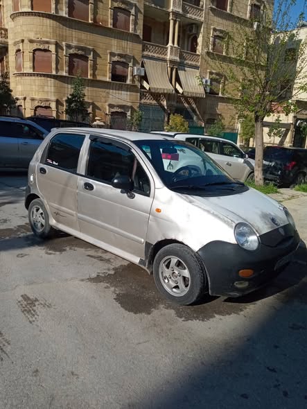 شيري كيو كيو 2002 - صورة 2