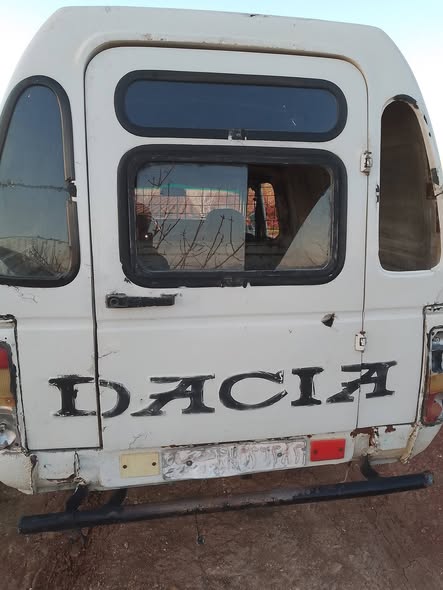 داسيا بيكاب 1996 - صورة 4