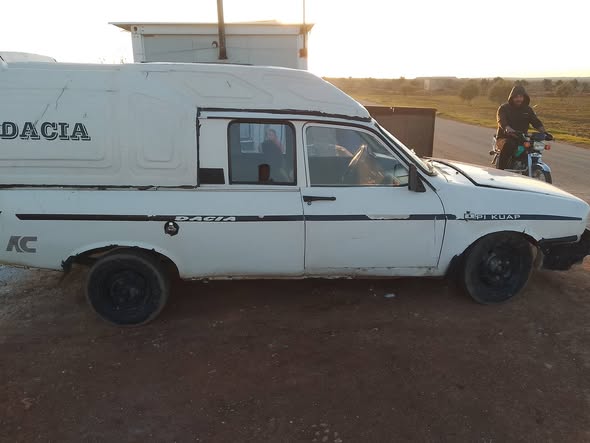 داسيا بيكاب 1996 - صورة 5