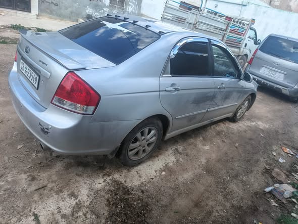 كيا سيراتو 2008 - صورة 3