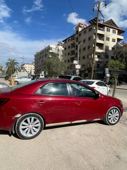 كيا فورتي 2010 - صورة 4