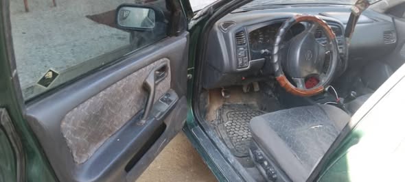 نيسان بريميرا 2002 - صورة 3