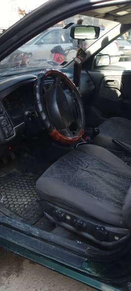 نيسان بريميرا 2002 - صورة 4