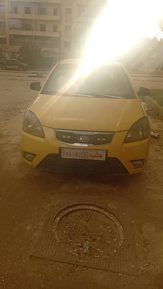 كيا ريو 2011 - صورة 2