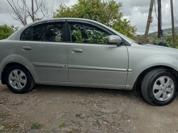 كيا ريو 2010 - صورة 4