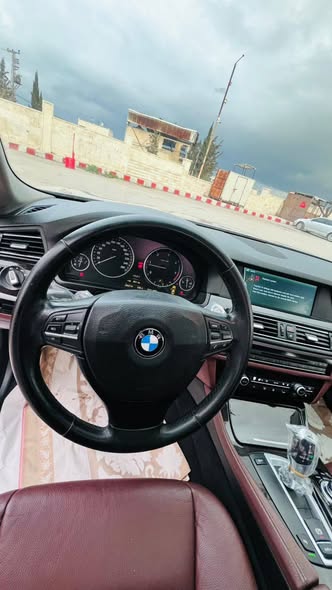 بي إم دبليو 520 2011 - صورة 3