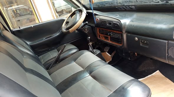 هونداي H100 2000 - صورة 3