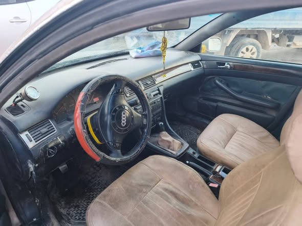 أودي A6 2000 - صورة 5