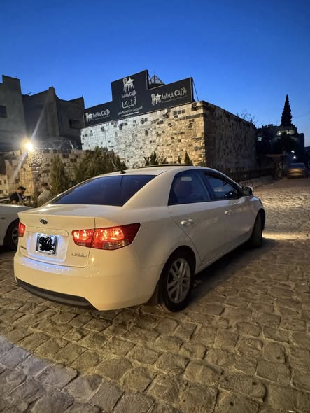 كيا فورتي 2012 - صورة 3