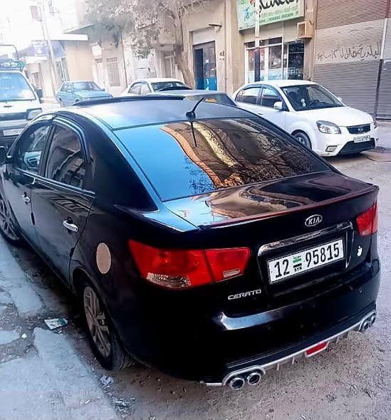 كيا فورتي 2011 - صورة 4