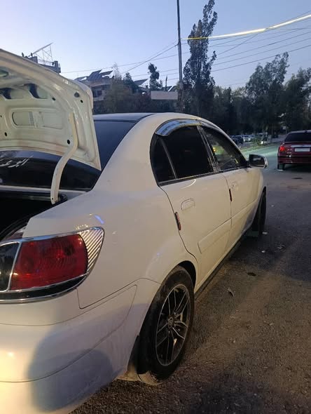 كيا ريو 2009 - صورة 5