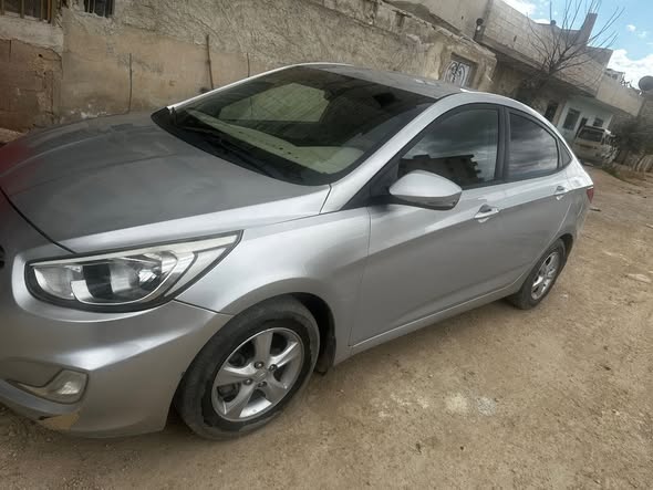 هيونداي اكسنت 2016 - صورة 3