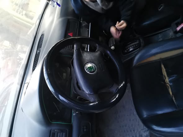 سكودا اوكتافيا 2003 - صورة 5