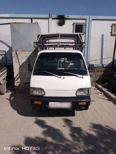 سوزوكي تار 1995 - صورة 2