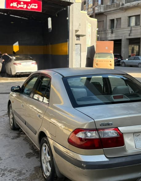 مازدا ٦٢٦ 2002 - صورة 2