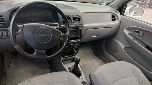 كيا ريو 2000 - صورة 2