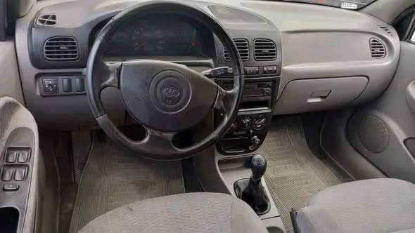 كيا ريو 2000 - صورة 3