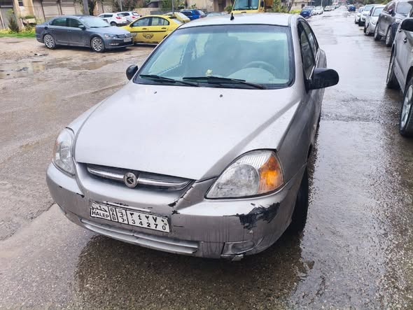 كيا ريو 2004 - صورة 1