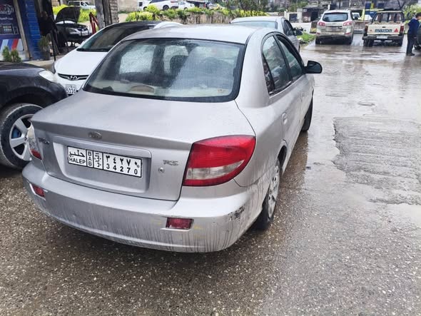 كيا ريو 2004 - صورة 3