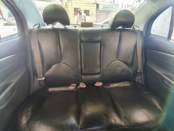 كيا ريو 2010 - صورة 2