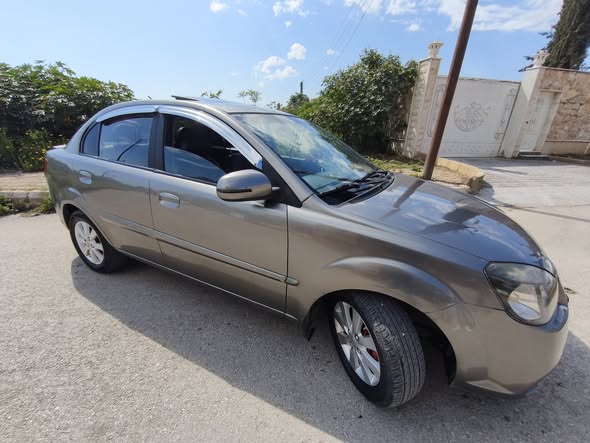 كيا ريو 2010 - صورة 4