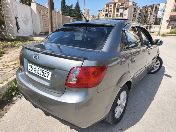 كيا ريو 2010 - صورة 5