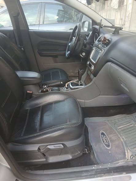 فورد تيتانيوم 2009 - صورة 3