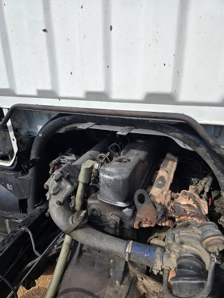 هيونداي HD78 2001 - صورة 2