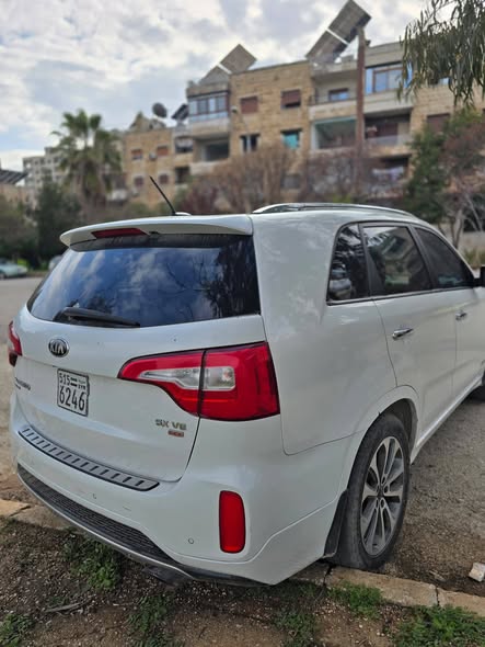 كيا سورينتو 2014 - صورة 3