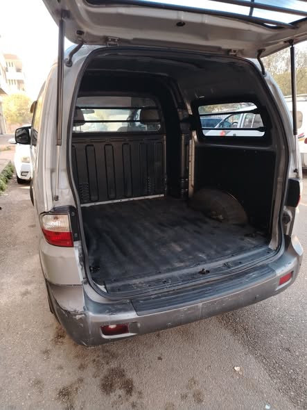 هيونداي غراند ستاريكس 2007 - صورة 3