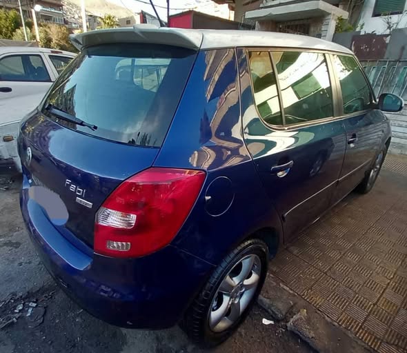 سكودا فابيا 2009 - صورة 4