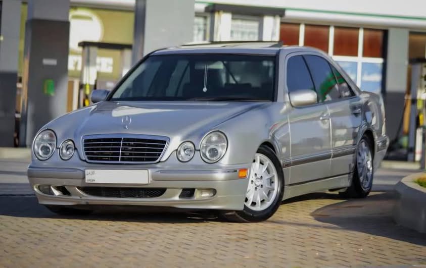 مرسيدس E-Class 1999