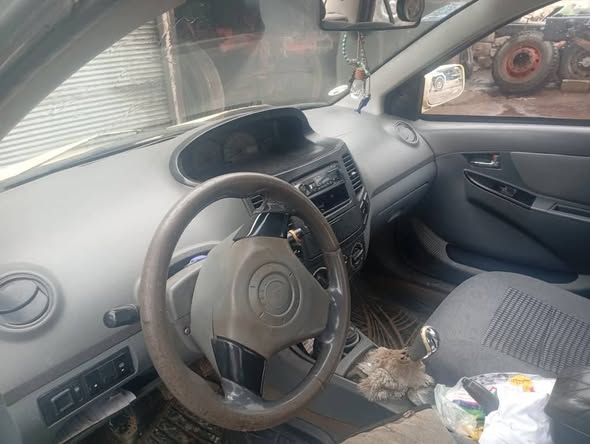 جيلي MK 2010 - صورة 2