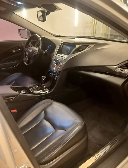 هيونداي أزيرا 2016 - صورة 3