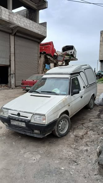 سكودا بيكاب 1995 - صورة 1