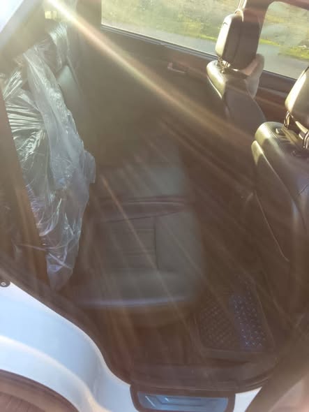 كيا سورنتو 2014 - صورة 4