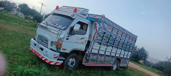 هيونداي اتش 100 2012 - صورة 3